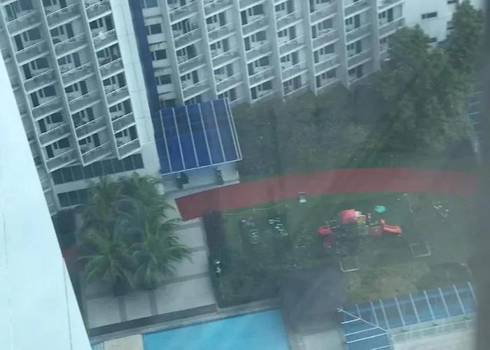 Ronnzel Staycation In Coast Residences Pasay Manila